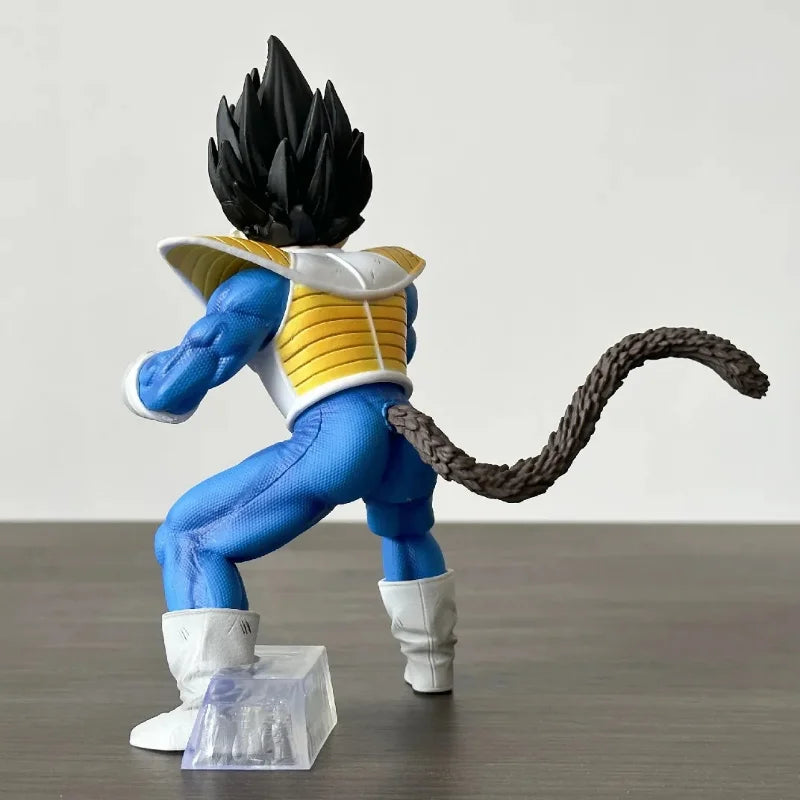 17cm Vegeta Artificial Moon