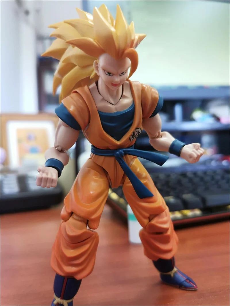 Son Goku Action Super Saiyan 3